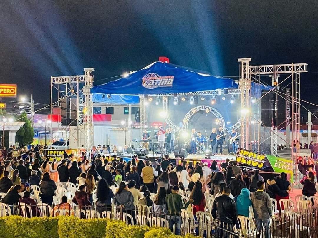 Escenarios de Aluminio