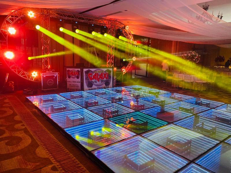 Pista Led Infinita 3